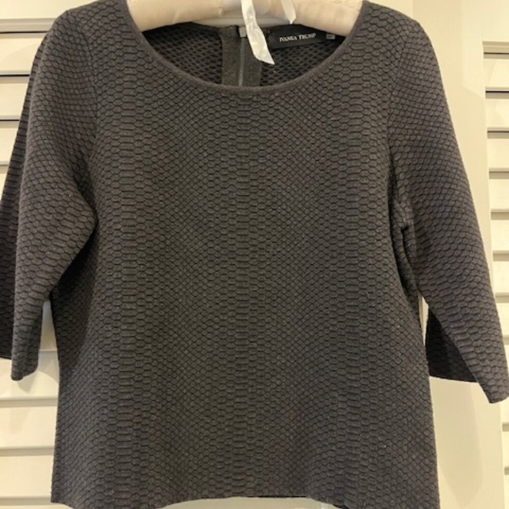 Black 3/4 Sleeve Textured Sweater